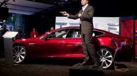 Mașina de 25.000 de dolari de la Tesla care ar putea îngropa tot ce au făcut europenii până acum